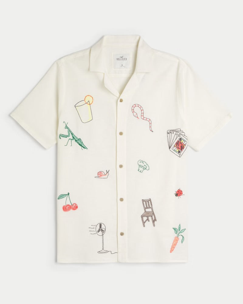 RELAXED SHORT-SLEEVE EMBROIDERED GRAPHIC SHIRT