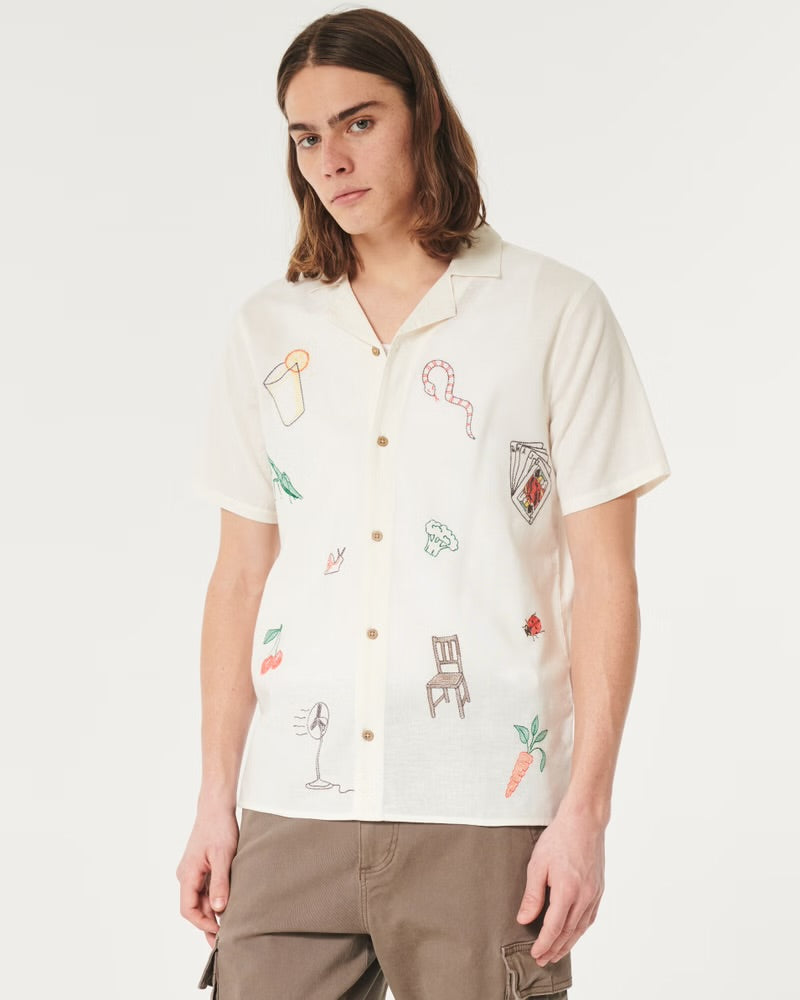 RELAXED SHORT-SLEEVE EMBROIDERED GRAPHIC SHIRT