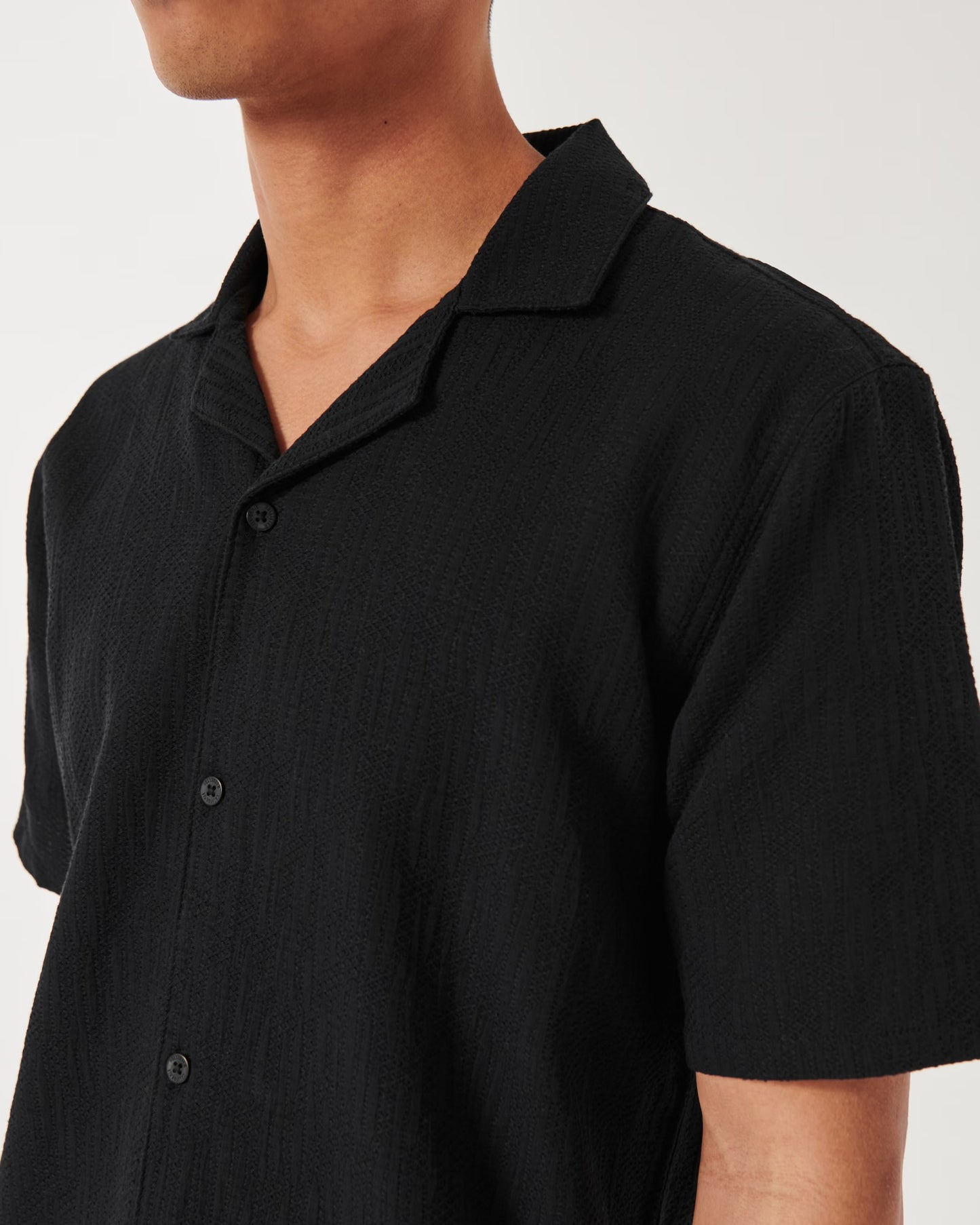 SHORT-SLEEVE TEXTURED COTTON SHIRT