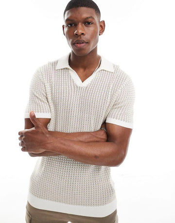 Pattern Polo Tan Pattern